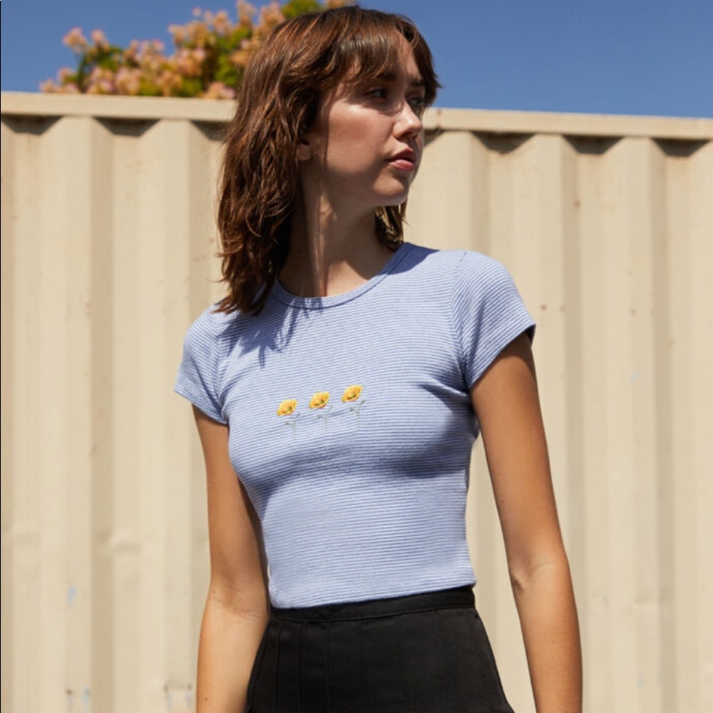Brandy Melville Ashlyn Poppy Crop Top